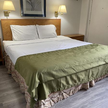 Rodeway Inn & Suites Omak - Okanogan Экстерьер фото