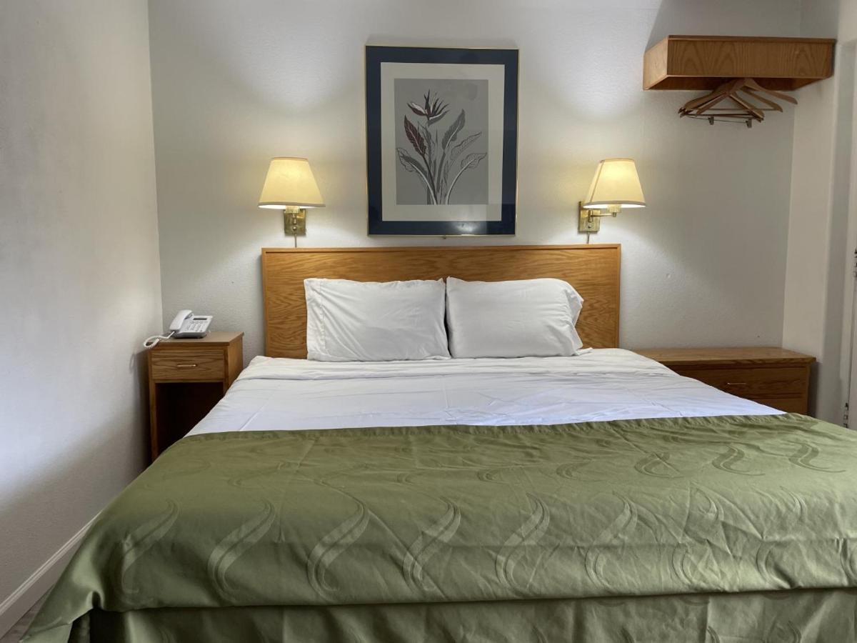 Rodeway Inn & Suites Omak - Okanogan Экстерьер фото