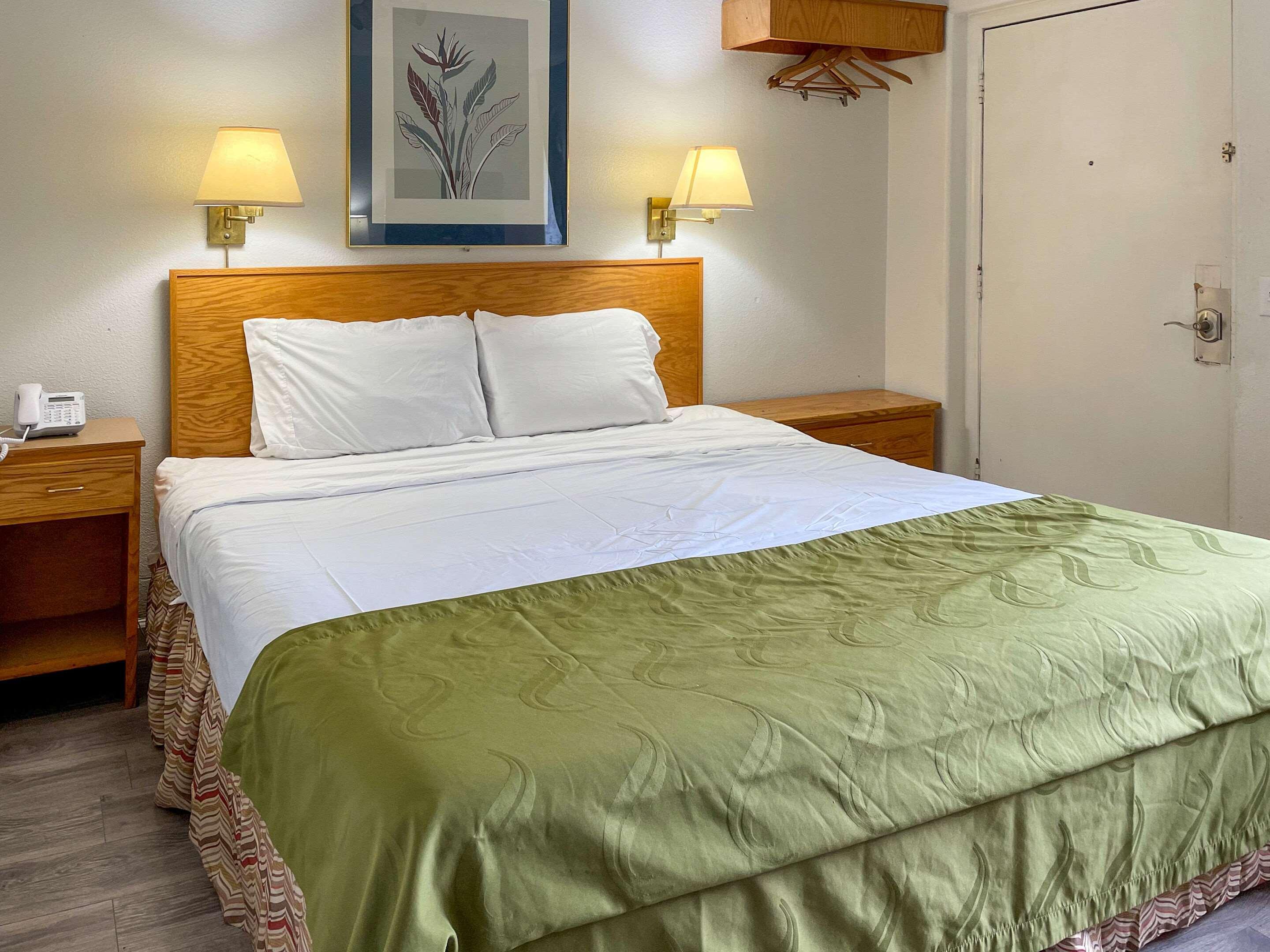 Rodeway Inn & Suites Omak - Okanogan Экстерьер фото