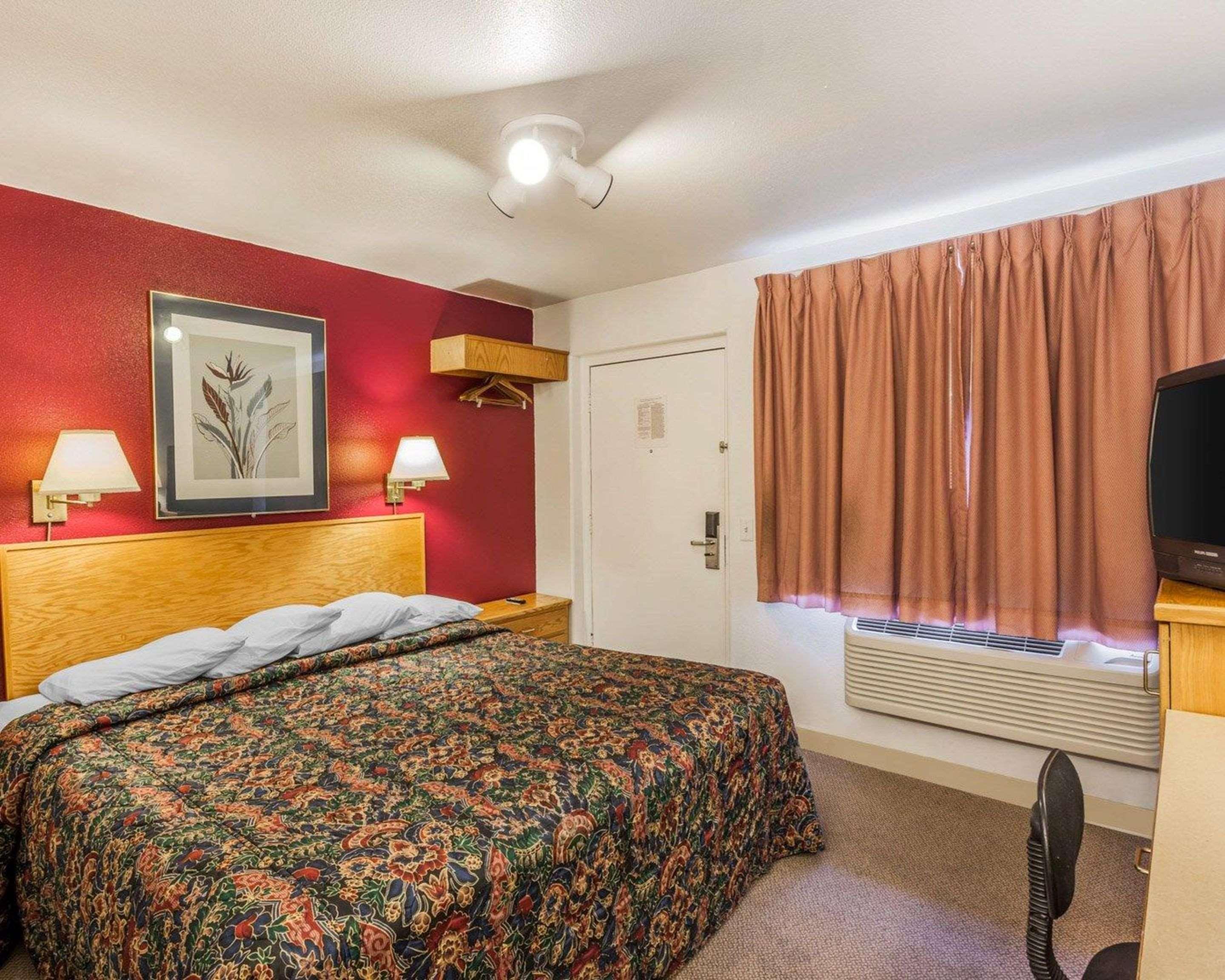 Rodeway Inn & Suites Omak - Okanogan Экстерьер фото