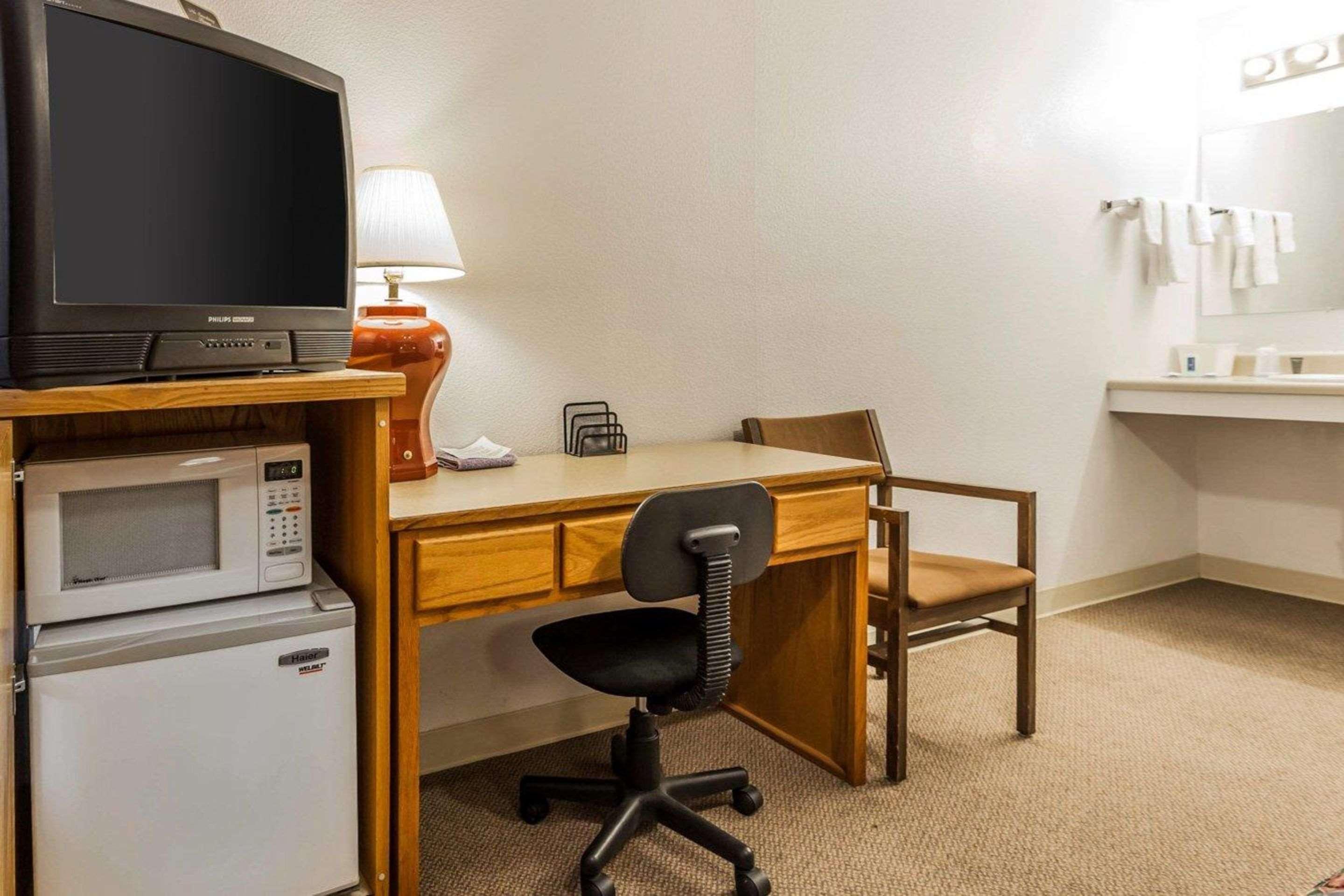 Rodeway Inn & Suites Omak - Okanogan Экстерьер фото