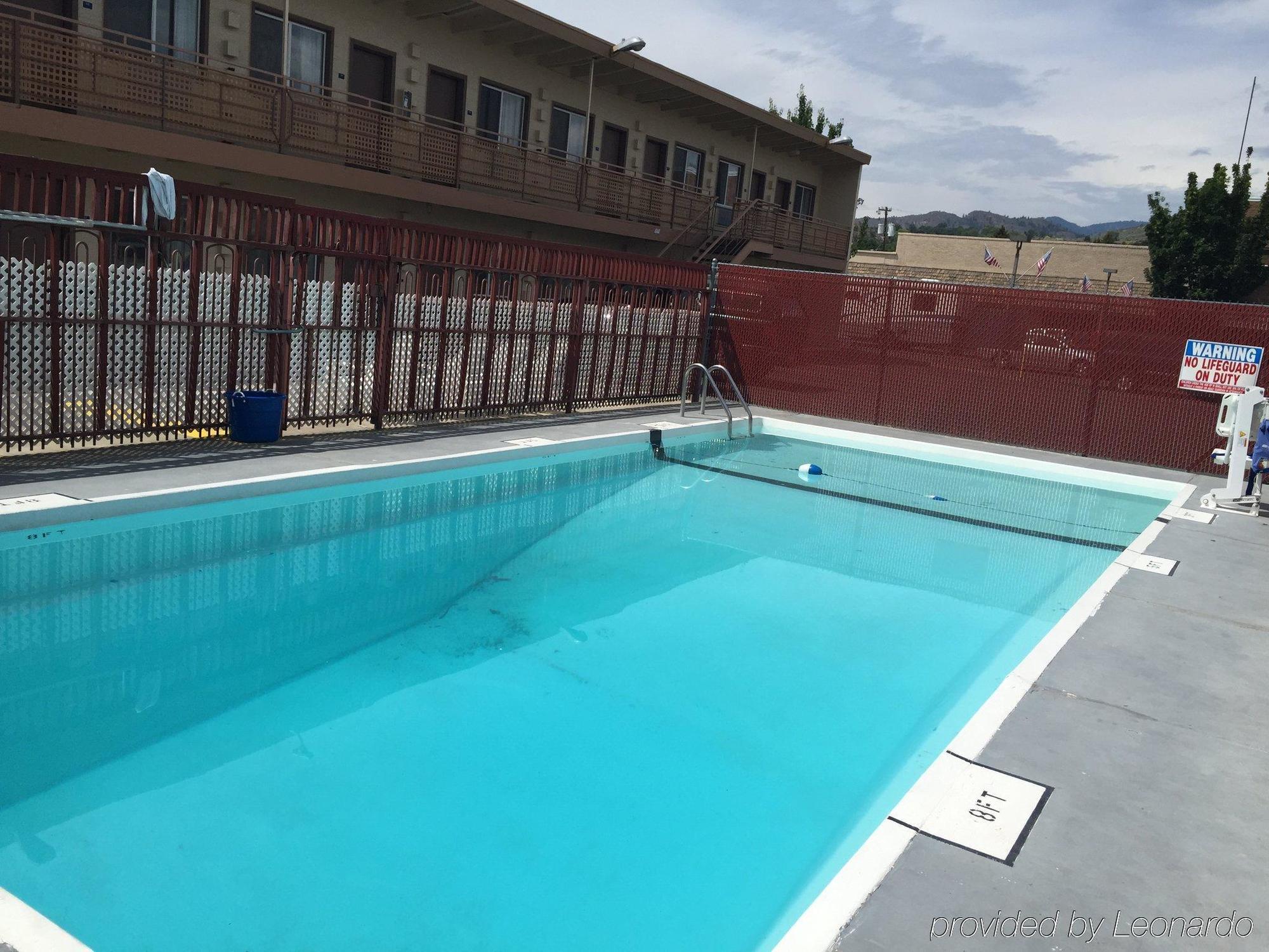 Rodeway Inn & Suites Omak - Okanogan Экстерьер фото
